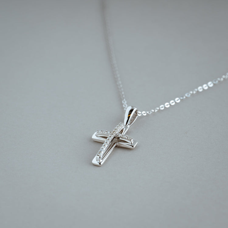 Cross Diamond Pendant - Collier Croix en Diamant - RNB Jewellery